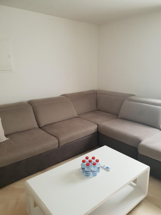Hanin 2 Apartment